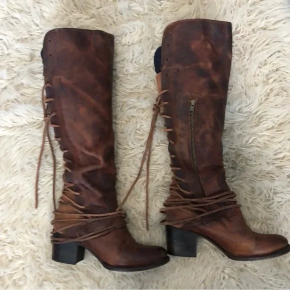 Freebird Coal Distressed Brown Lace-Up Boots - Picture 4 of 6